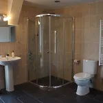 ベッド・アンド・ブレックファスト Chateau De - Caveau De Sabrage 4*