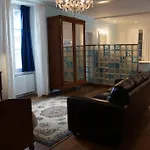 ベッド・アンド・ブレックファスト Chateau De - Caveau De Sabrage 4*