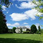 Chateau De - Caveau De Sabrage 4*