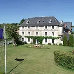 ベッド・アンド・ブレックファスト Chateau De - Caveau De Sabrage 4*