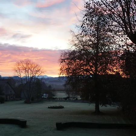 Chateau De - Caveau De Sabrage Oda ve Kahvaltı Savennes (Puy-de-Dome)