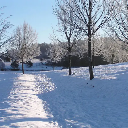 Frühstückspension Chateau De - Caveau De Sabrage