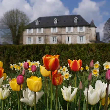 Chateau De - Caveau De Sabrage