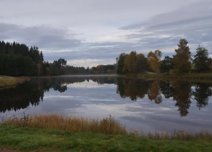 Frühstückspension Chateau De - Caveau De Sabrage Savennes (Puy-de-Dome)