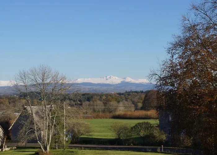 Chateau De - Caveau De Sabrage 4* Savennes (Puy-de-Dome)